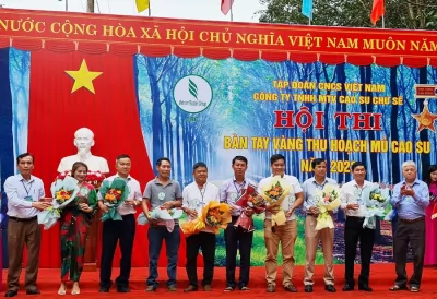 Ấm áp tình cảm Trường Sinh Group dành cho CBCNV công ty cao su huyện Chư Păh, Chư Prông và Chư Sê