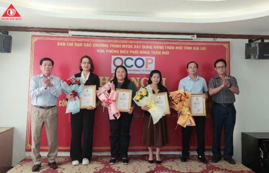 SẢN PHẨM TS ANCO VÀ NƯỚC UỐNG THẢO DƯỢC TRƯỜNG SINH CỦA TRƯỜNG SINH GROUP ĐƯỢC CÔNG NHẬN ĐẠT OCOP 4 SAO NĂM 2024